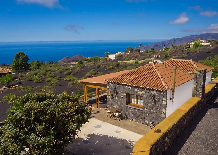 Casa Pedrito - Cozy House, Dreamy Terrace & Sea Views